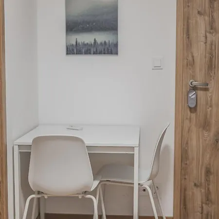 Apartman Flat Near Castle Stylish & Prime Location 5 Prága